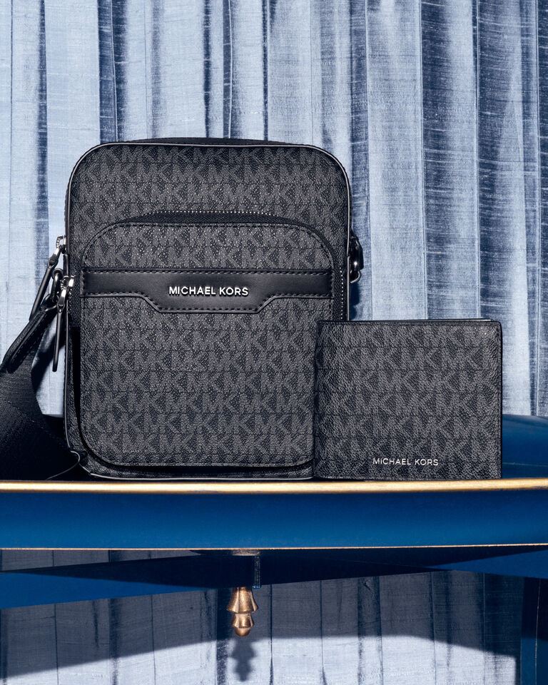 michael kors image without a name