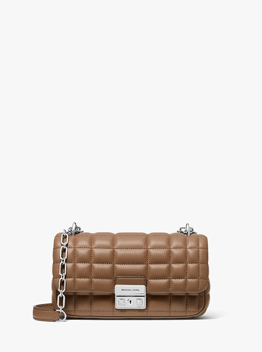 حقيبة كتف تريبيكا صغيرة مبطنة من الجلد michael kors حقيبة كتف تريبيكا صغيرة مبطنة من الجلد