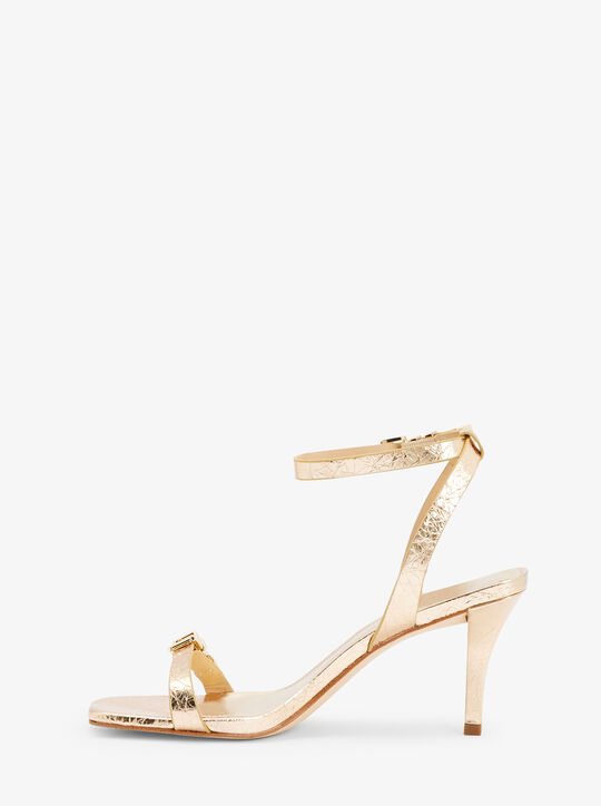 صندل دارينجتون الجلدي المعدني المتشقق michael kors صندل دارينجتون الجلدي المعدني المتشقق