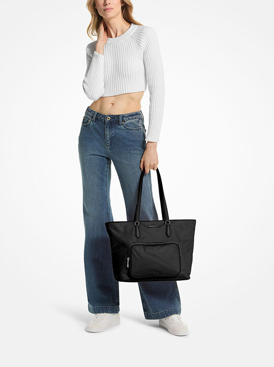 michael kors حقيبة كارا الكبيرة المصنوعة من النايلون