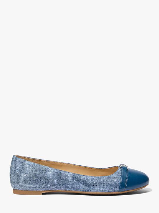 حذاء باليه ماندي من قماش الدنيم michael kors حذاء باليه ماندي من قماش الدنيم