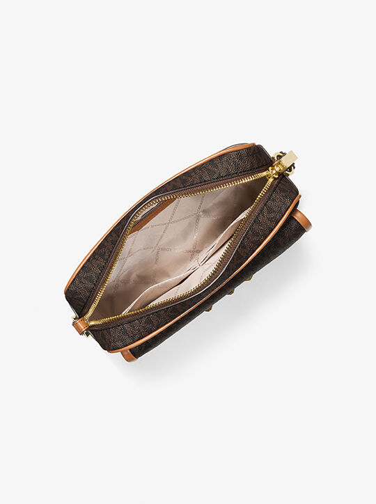 حقيبة باركر متوسطة بشعار الماركة michael kors حقيبة باركر متوسطة بشعار الماركة