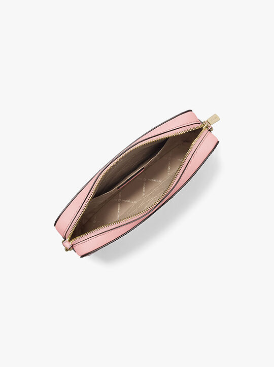 حقيبة كروسبودي جيت سيت كبيرة من جلد سافيانو michael kors حقيبة كروسبودي جيت سيت كبيرة من جلد سافيانو