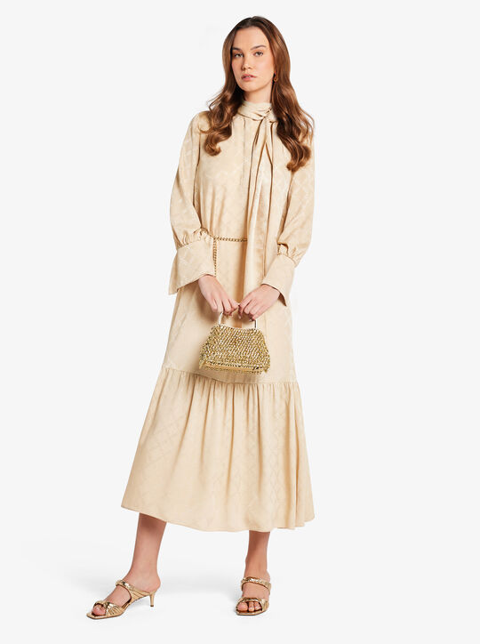 michael kors فستان ماكسي جاكار ساتان بتصميم إمباير وبتفاصيل ماسية