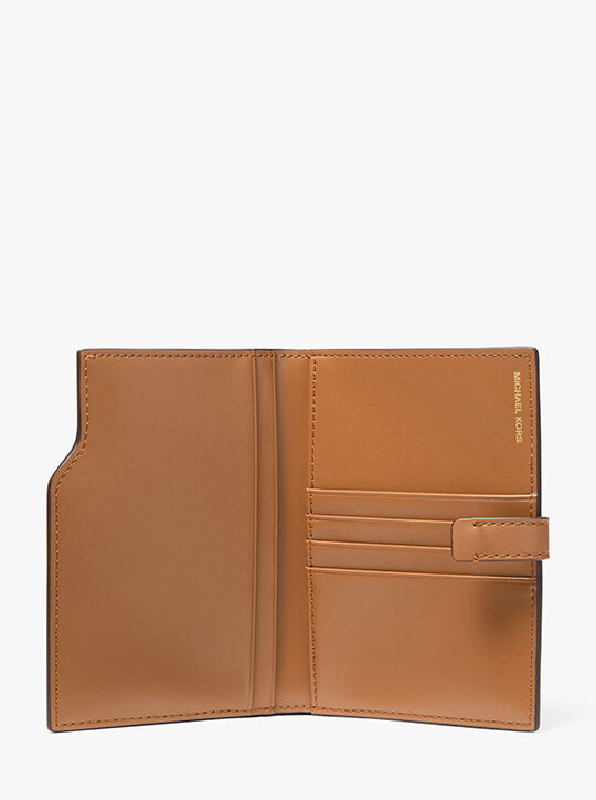 michael kors jet set signature logo passport wallet