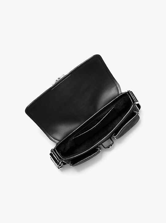 michael kors حقيبة كتف كولبي من الجلد المتشقق متوسطة الحجم