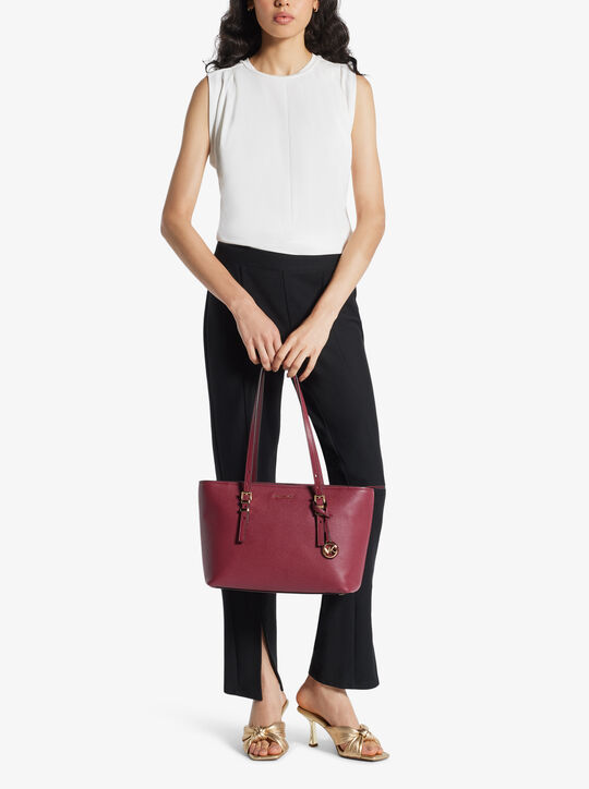 michael kors حقيبة كوين متوسطة الحجم من الجلد المحبب