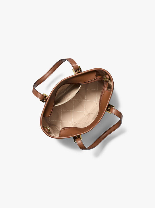 حقيبة يد جيت سيت صغيرة قابلة للتحويل ومزينة بشعار الماركة michael kors حقيبة يد جيت سيت صغيرة قابلة للتحويل ومزينة بشعار الماركة