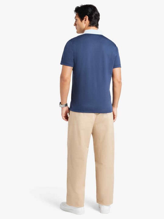 michael kors قميص بولو مطرز بالشعار