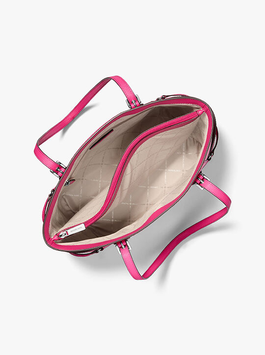 michael kors حقيبة فوييجر كبيرة من جلد سافيانو