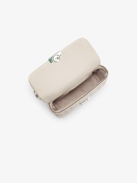 michael kors حقيبة كتف تريبيكا صغيرة مبطنة من الجلد