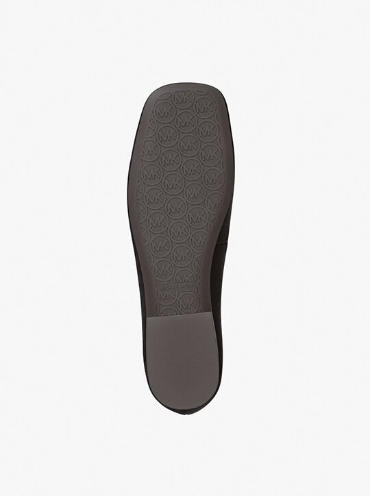 michael kors حذاء باليه ميلانو من جلد الغزال