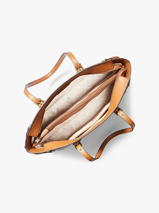 michael kors حقيبة فوييجر متوسطة الحجم بشعار الماركة