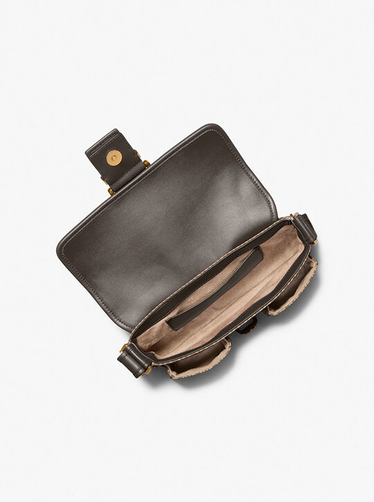 michael kors حقيبة كتف كولبي متوسطة الحجم mk2000