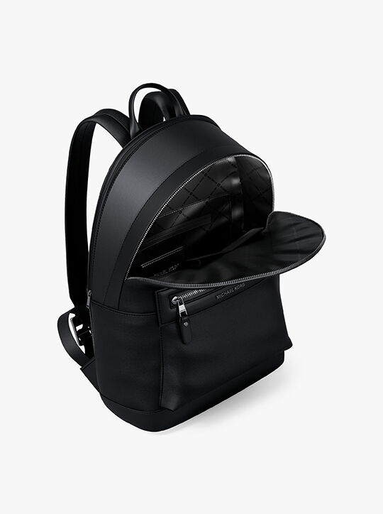 حقيبة ظهر جيت سيت من النايلون michael kors حقيبة ظهر جيت سيت من النايلون